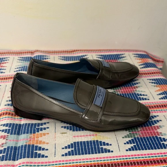Prada Metallic Gray Pewter Loafers Flats 38.5 - Picture 7 of 8
